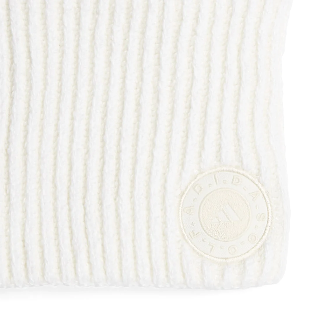 adidas Ladies Neck Warmer IT5275 - Image 2