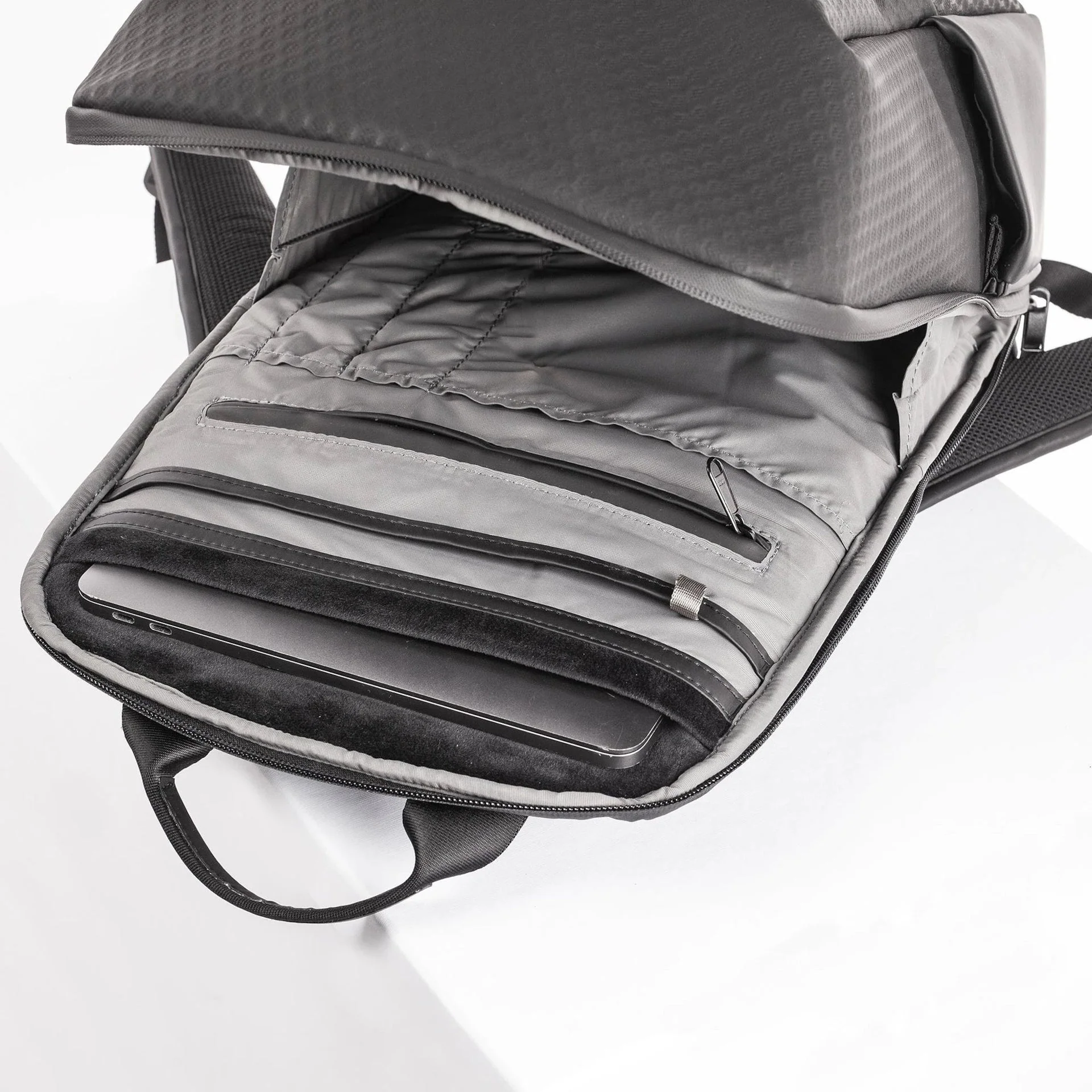 Galvin Green Tex Backpack G1295 - Image 4